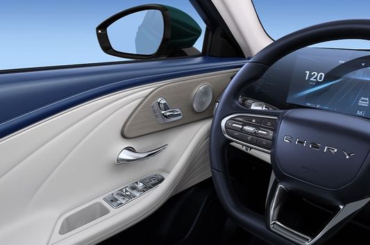 CHERY ARRIZO  8 дверь